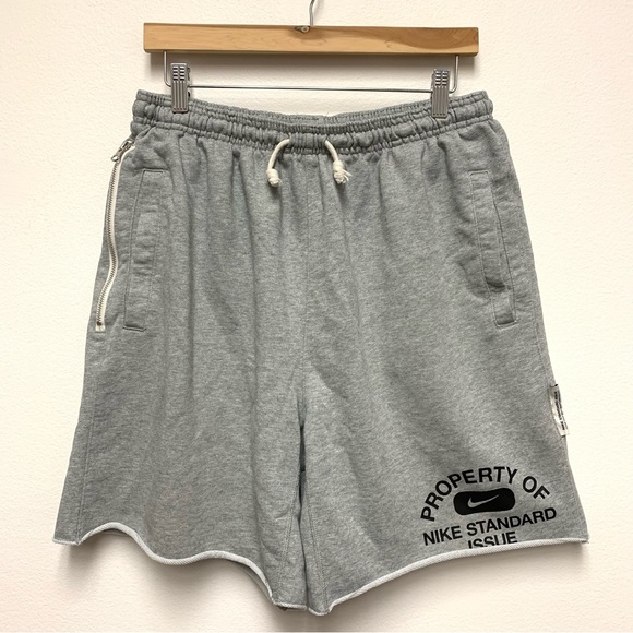 Nike Standard Issue Sweat Shorts Size L Grey Basketball French Terry Zip Pocket - Picture 4 of 12